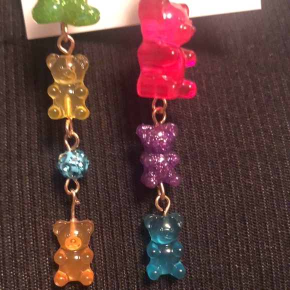 NWT Betsey Johnson Sparkly Rhinestone Glittery Gummy Bear 🐻 Earrings - Picture 9 of 17